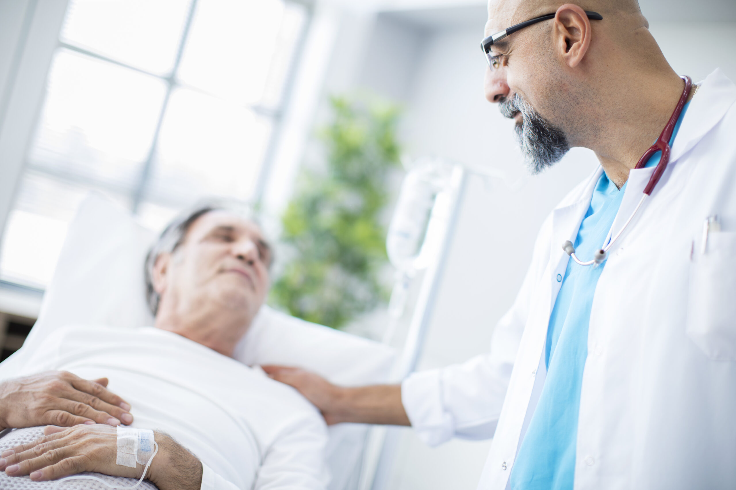 shutterstock_719980030 intraoperative neuromonitoring
